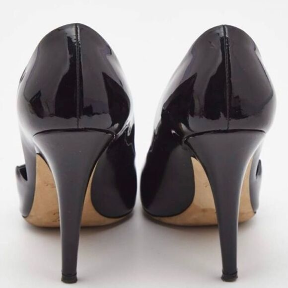 Louis Vuitton Black Patent Leather D'orsay Size 39. - Picture 4 of 7